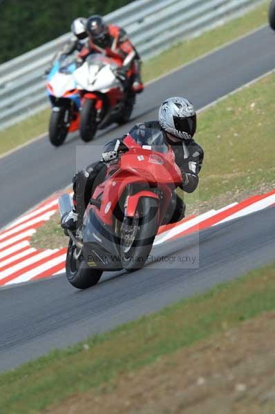 enduro digital images, endurodigitalimages, event digital images, eventdigitalimages, no limits, peter wileman photography, racing digital images, trackday digital images, trackday photos, vmcc banbury run