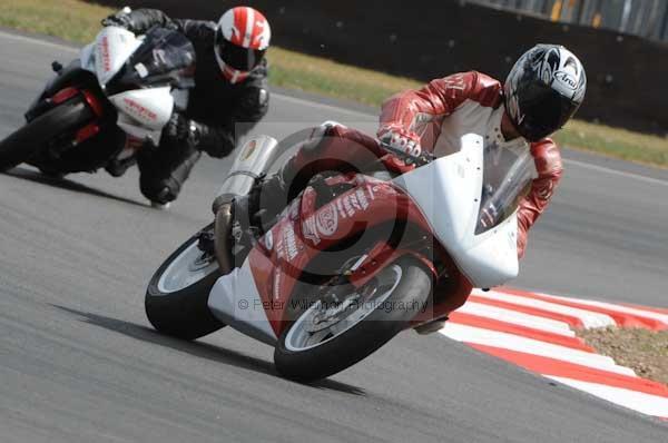 enduro digital images, endurodigitalimages, event digital images, eventdigitalimages, no limits, peter wileman photography, racing digital images, trackday digital images, trackday photos, vmcc banbury run