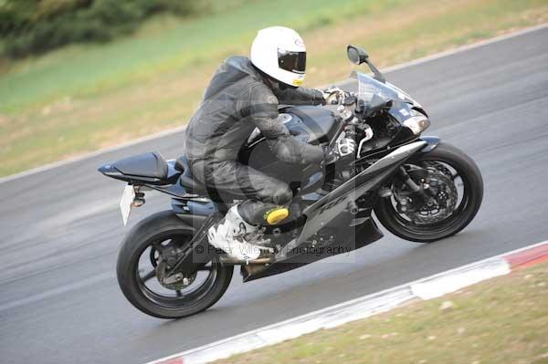 enduro digital images, endurodigitalimages, event digital images, eventdigitalimages, no limits, peter wileman photography, racing digital images, trackday digital images, trackday photos, vmcc banbury run