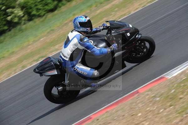 enduro digital images, endurodigitalimages, event digital images, eventdigitalimages, no limits, peter wileman photography, racing digital images, trackday digital images, trackday photos, vmcc banbury run