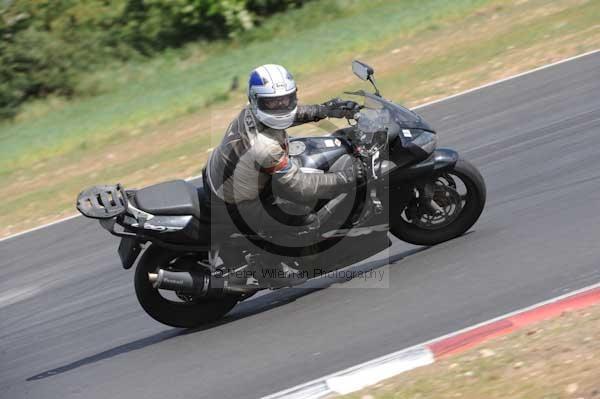 enduro digital images, endurodigitalimages, event digital images, eventdigitalimages, no limits, peter wileman photography, racing digital images, trackday digital images, trackday photos, vmcc banbury run