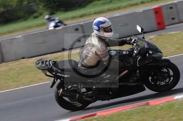 enduro digital images, endurodigitalimages, event digital images, eventdigitalimages, no limits, peter wileman photography, racing digital images, trackday digital images, trackday photos, vmcc banbury run