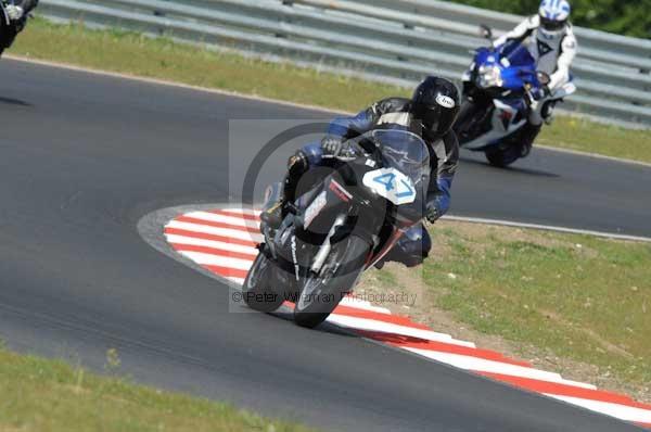 enduro digital images, endurodigitalimages, event digital images, eventdigitalimages, no limits, peter wileman photography, racing digital images, trackday digital images, trackday photos, vmcc banbury run