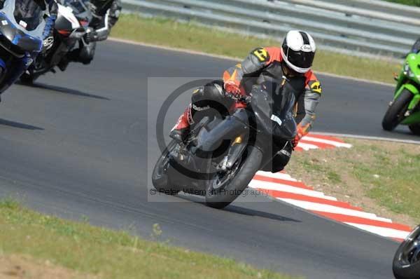 enduro digital images, endurodigitalimages, event digital images, eventdigitalimages, no limits, peter wileman photography, racing digital images, trackday digital images, trackday photos, vmcc banbury run
