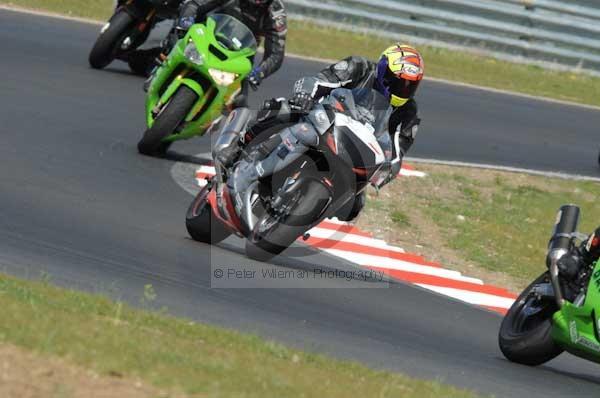 enduro digital images, endurodigitalimages, event digital images, eventdigitalimages, no limits, peter wileman photography, racing digital images, trackday digital images, trackday photos, vmcc banbury run