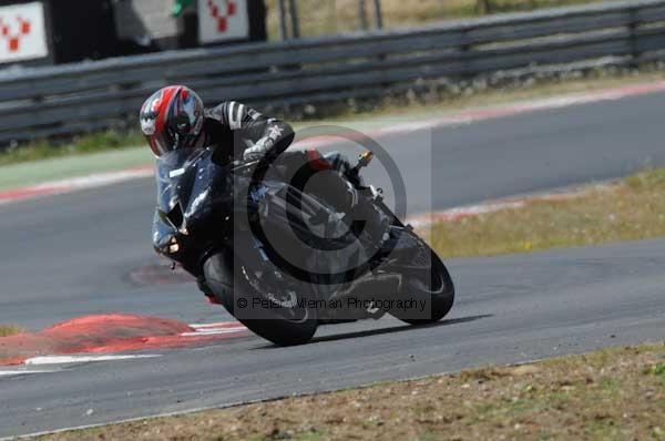 enduro digital images, endurodigitalimages, event digital images, eventdigitalimages, no limits, peter wileman photography, racing digital images, trackday digital images, trackday photos, vmcc banbury run