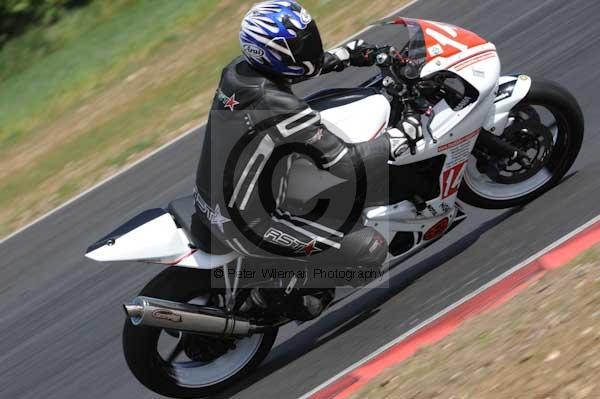 enduro digital images, endurodigitalimages, event digital images, eventdigitalimages, no limits, peter wileman photography, racing digital images, trackday digital images, trackday photos, vmcc banbury run