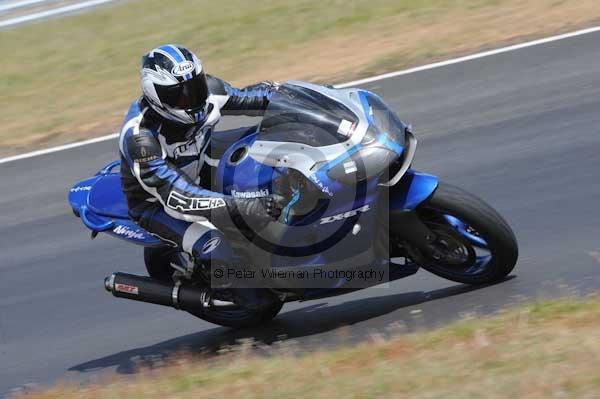 enduro digital images, endurodigitalimages, event digital images, eventdigitalimages, no limits, peter wileman photography, racing digital images, trackday digital images, trackday photos, vmcc banbury run