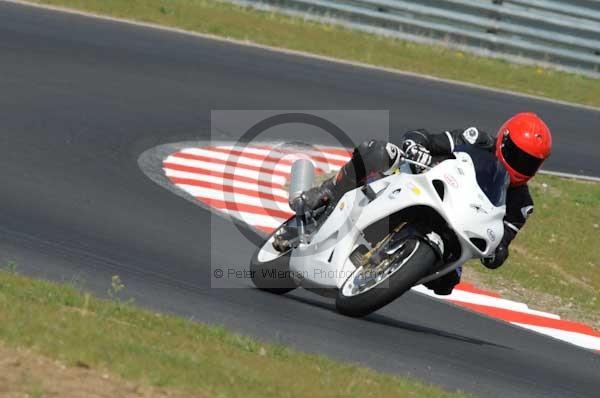 enduro digital images, endurodigitalimages, event digital images, eventdigitalimages, no limits, peter wileman photography, racing digital images, trackday digital images, trackday photos, vmcc banbury run