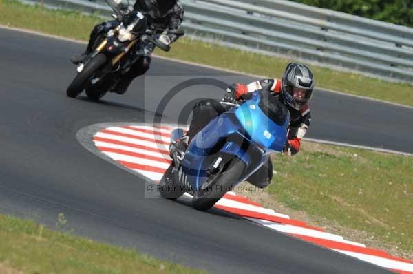 enduro digital images, endurodigitalimages, event digital images, eventdigitalimages, no limits, peter wileman photography, racing digital images, trackday digital images, trackday photos, vmcc banbury run