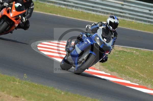 enduro digital images, endurodigitalimages, event digital images, eventdigitalimages, no limits, peter wileman photography, racing digital images, trackday digital images, trackday photos, vmcc banbury run