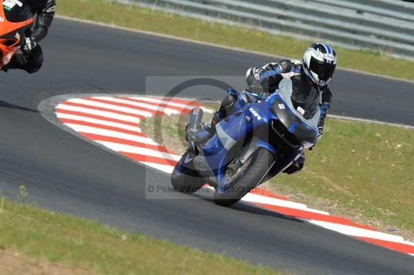 enduro digital images, endurodigitalimages, event digital images, eventdigitalimages, no limits, peter wileman photography, racing digital images, trackday digital images, trackday photos, vmcc banbury run