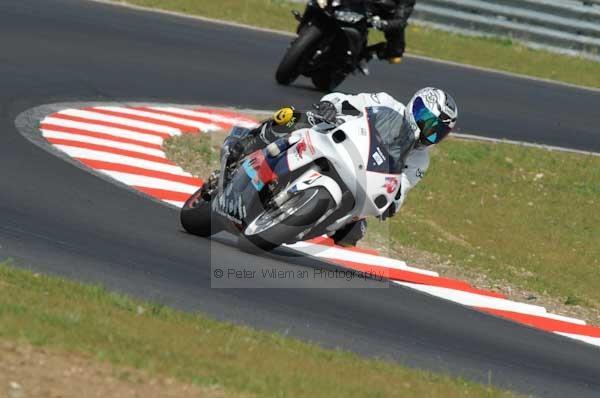 enduro digital images, endurodigitalimages, event digital images, eventdigitalimages, no limits, peter wileman photography, racing digital images, trackday digital images, trackday photos, vmcc banbury run