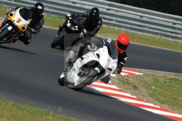 enduro digital images, endurodigitalimages, event digital images, eventdigitalimages, no limits, peter wileman photography, racing digital images, trackday digital images, trackday photos, vmcc banbury run