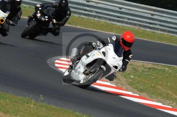enduro digital images, endurodigitalimages, event digital images, eventdigitalimages, no limits, peter wileman photography, racing digital images, trackday digital images, trackday photos, vmcc banbury run