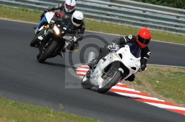 enduro digital images, endurodigitalimages, event digital images, eventdigitalimages, no limits, peter wileman photography, racing digital images, trackday digital images, trackday photos, vmcc banbury run