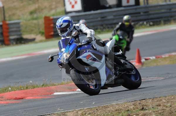 enduro digital images, endurodigitalimages, event digital images, eventdigitalimages, no limits, peter wileman photography, racing digital images, trackday digital images, trackday photos, vmcc banbury run