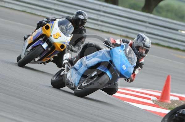 enduro digital images, endurodigitalimages, event digital images, eventdigitalimages, no limits, peter wileman photography, racing digital images, trackday digital images, trackday photos, vmcc banbury run