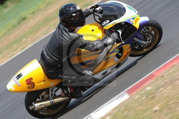 enduro digital images, endurodigitalimages, event digital images, eventdigitalimages, no limits, peter wileman photography, racing digital images, trackday digital images, trackday photos, vmcc banbury run