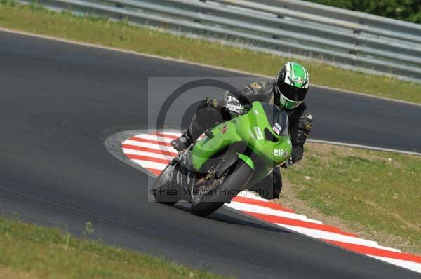 enduro digital images, endurodigitalimages, event digital images, eventdigitalimages, no limits, peter wileman photography, racing digital images, trackday digital images, trackday photos, vmcc banbury run