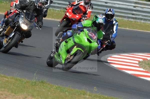 enduro digital images, endurodigitalimages, event digital images, eventdigitalimages, no limits, peter wileman photography, racing digital images, trackday digital images, trackday photos, vmcc banbury run