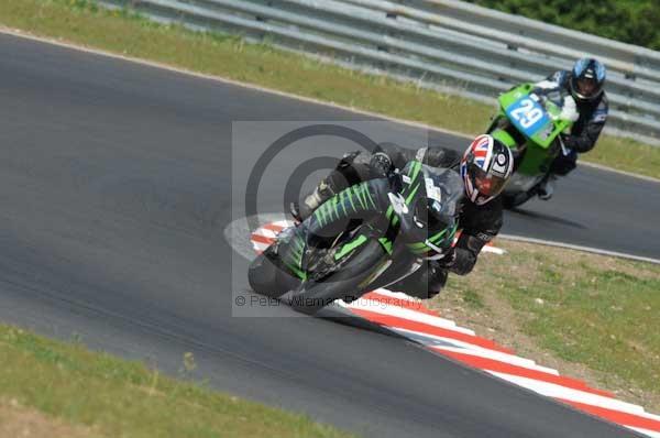 enduro digital images, endurodigitalimages, event digital images, eventdigitalimages, no limits, peter wileman photography, racing digital images, trackday digital images, trackday photos, vmcc banbury run