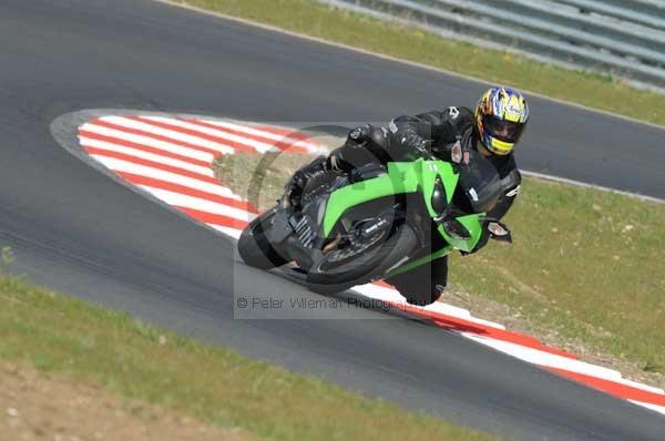 enduro digital images, endurodigitalimages, event digital images, eventdigitalimages, no limits, peter wileman photography, racing digital images, trackday digital images, trackday photos, vmcc banbury run