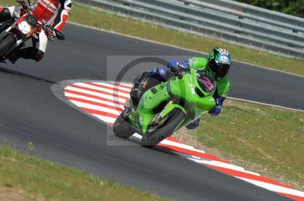 enduro digital images, endurodigitalimages, event digital images, eventdigitalimages, no limits, peter wileman photography, racing digital images, trackday digital images, trackday photos, vmcc banbury run