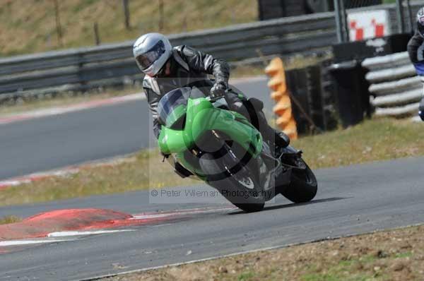 enduro digital images, endurodigitalimages, event digital images, eventdigitalimages, no limits, peter wileman photography, racing digital images, trackday digital images, trackday photos, vmcc banbury run