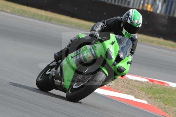 enduro digital images, endurodigitalimages, event digital images, eventdigitalimages, no limits, peter wileman photography, racing digital images, trackday digital images, trackday photos, vmcc banbury run