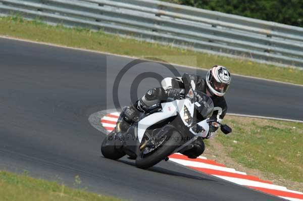 enduro digital images, endurodigitalimages, event digital images, eventdigitalimages, no limits, peter wileman photography, racing digital images, trackday digital images, trackday photos, vmcc banbury run