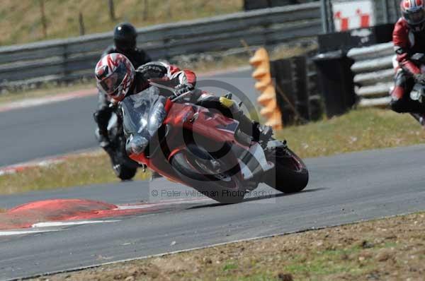enduro digital images, endurodigitalimages, event digital images, eventdigitalimages, no limits, peter wileman photography, racing digital images, trackday digital images, trackday photos, vmcc banbury run