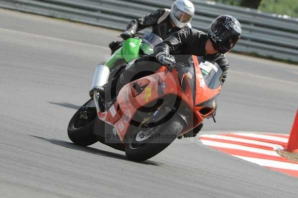 enduro digital images, endurodigitalimages, event digital images, eventdigitalimages, no limits, peter wileman photography, racing digital images, trackday digital images, trackday photos, vmcc banbury run