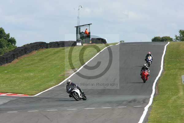 enduro digital images, endurodigitalimages, event digital images, eventdigitalimages, no limits, peter wileman photography, racing digital images, trackday digital images, trackday photos, vmcc banbury run