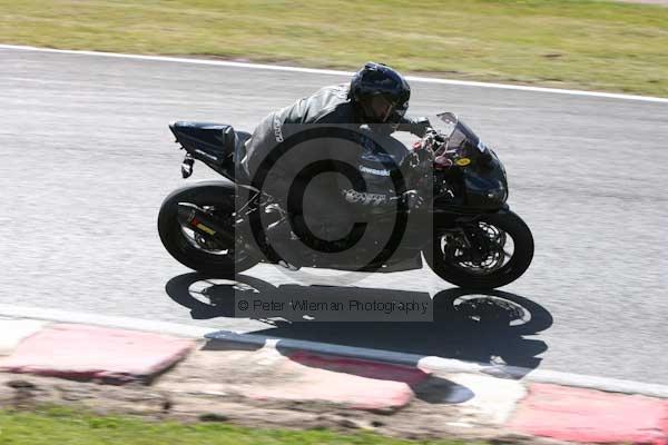 enduro digital images, endurodigitalimages, event digital images, eventdigitalimages, no limits, peter wileman photography, racing digital images, trackday digital images, trackday photos, vmcc banbury run