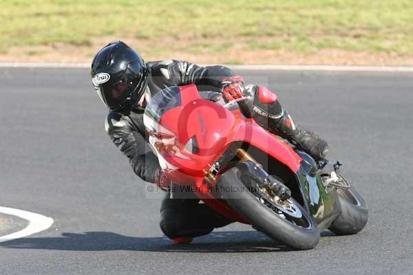 enduro digital images, endurodigitalimages, event digital images, eventdigitalimages, no limits, peter wileman photography, racing digital images, trackday digital images, trackday photos, vmcc banbury run