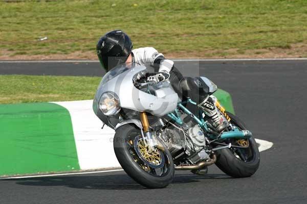 enduro digital images, endurodigitalimages, event digital images, eventdigitalimages, no limits, peter wileman photography, racing digital images, trackday digital images, trackday photos, vmcc banbury run