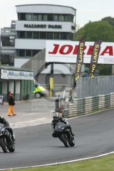 enduro digital images, endurodigitalimages, event digital images, eventdigitalimages, no limits, peter wileman photography, racing digital images, trackday digital images, trackday photos, vmcc banbury run