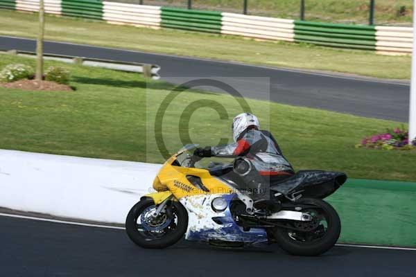 enduro digital images, endurodigitalimages, event digital images, eventdigitalimages, no limits, peter wileman photography, racing digital images, trackday digital images, trackday photos, vmcc banbury run
