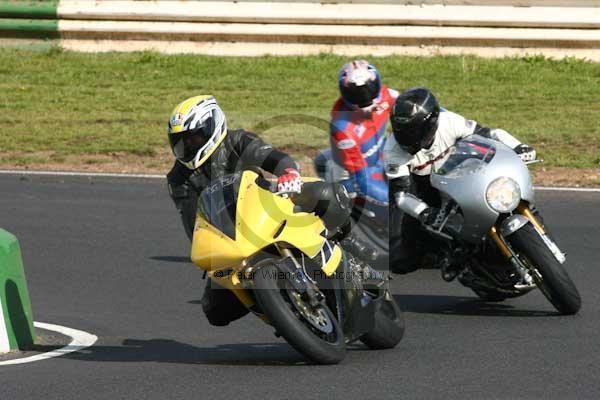 enduro digital images, endurodigitalimages, event digital images, eventdigitalimages, no limits, peter wileman photography, racing digital images, trackday digital images, trackday photos, vmcc banbury run