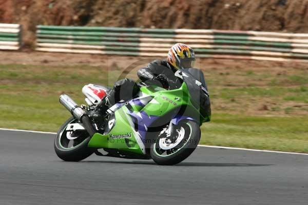 enduro digital images, endurodigitalimages, event digital images, eventdigitalimages, no limits, peter wileman photography, racing digital images, trackday digital images, trackday photos, vmcc banbury run