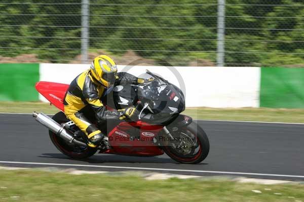 enduro digital images, endurodigitalimages, event digital images, eventdigitalimages, no limits, peter wileman photography, racing digital images, trackday digital images, trackday photos, vmcc banbury run