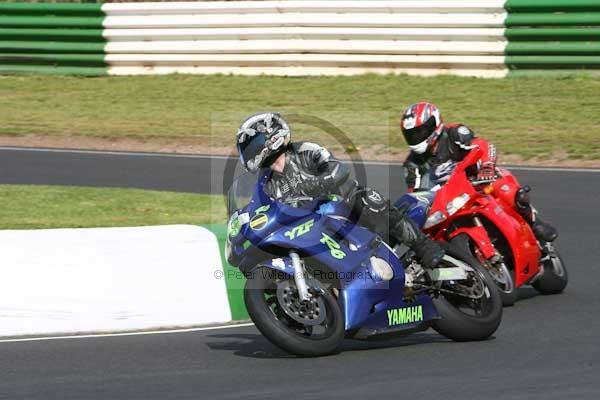 enduro digital images, endurodigitalimages, event digital images, eventdigitalimages, no limits, peter wileman photography, racing digital images, trackday digital images, trackday photos, vmcc banbury run