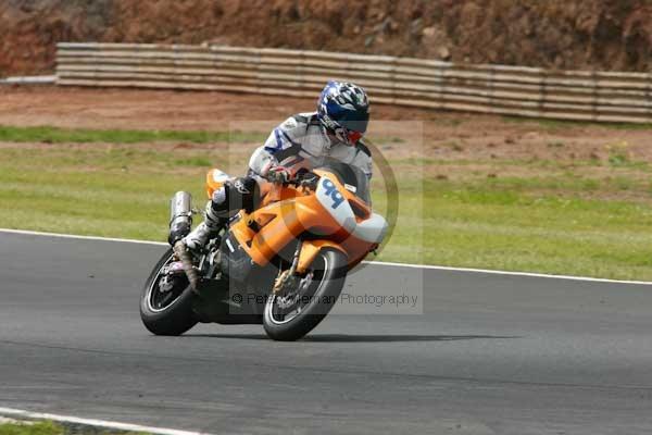 enduro digital images, endurodigitalimages, event digital images, eventdigitalimages, no limits, peter wileman photography, racing digital images, trackday digital images, trackday photos, vmcc banbury run