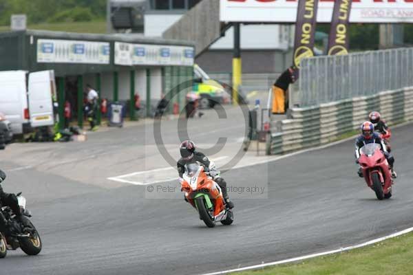 enduro digital images, endurodigitalimages, event digital images, eventdigitalimages, no limits, peter wileman photography, racing digital images, trackday digital images, trackday photos, vmcc banbury run