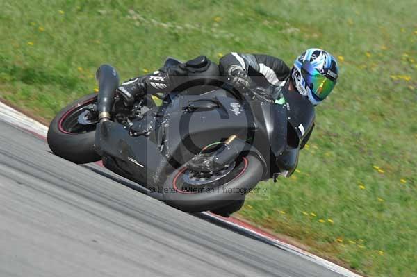 enduro digital images, endurodigitalimages, event digital images, eventdigitalimages, no limits, peter wileman photography, racing digital images, trackday digital images, trackday photos, vmcc banbury run