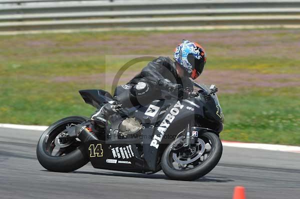 enduro digital images, endurodigitalimages, event digital images, eventdigitalimages, no limits, peter wileman photography, racing digital images, trackday digital images, trackday photos, vmcc banbury run