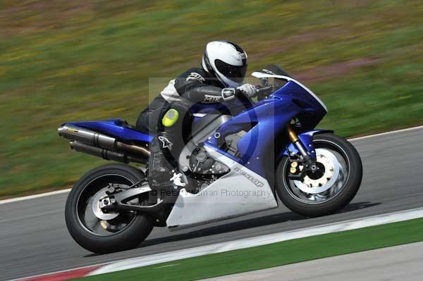 enduro digital images, endurodigitalimages, event digital images, eventdigitalimages, no limits, peter wileman photography, racing digital images, trackday digital images, trackday photos, vmcc banbury run