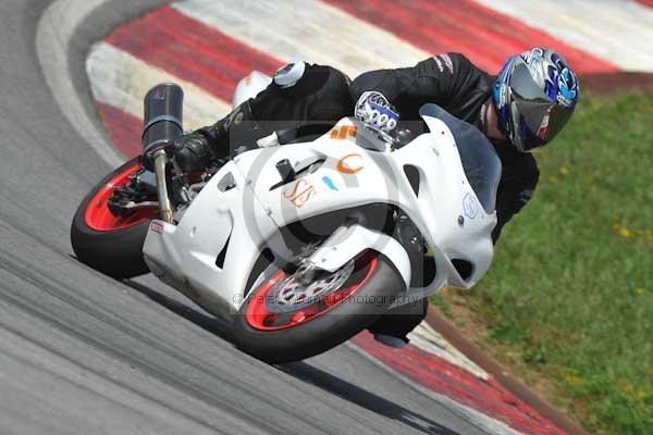 enduro digital images, endurodigitalimages, event digital images, eventdigitalimages, no limits, peter wileman photography, racing digital images, trackday digital images, trackday photos, vmcc banbury run