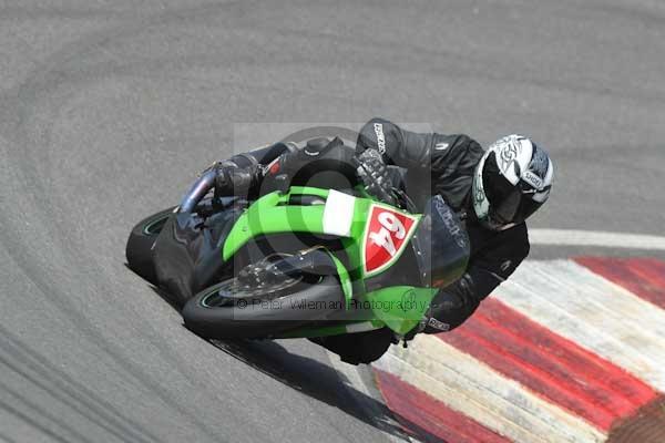 enduro digital images, endurodigitalimages, event digital images, eventdigitalimages, no limits, peter wileman photography, racing digital images, trackday digital images, trackday photos, vmcc banbury run